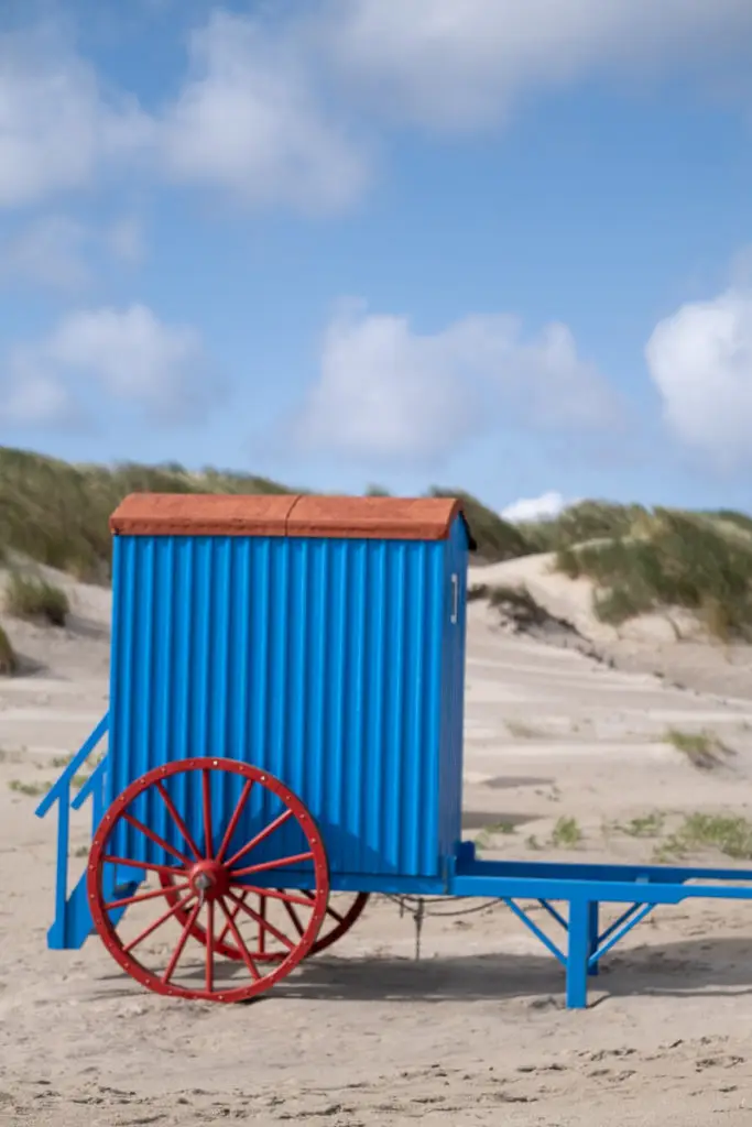 Badekarren am FKK-Strand von Borkum